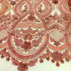 O rosa 3D do bordado perlou o laço da lantejoula da tela para mulheres veste-se