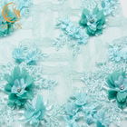 O bordado luxuoso elegante da tela do laço da flor 3D perlou lantejoulas ata a tela