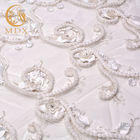 Material floral branco pesado luxuoso do laço das telas 3D do laço 1 jarda com cristais de rocha