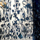 Tela floral do laço do bordado dos azuis marinhos 3D para o vestido de partido da noite