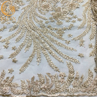 O vestido de casamento nigeriano branco perlou o comprimento da tela 91.44Cm do laço